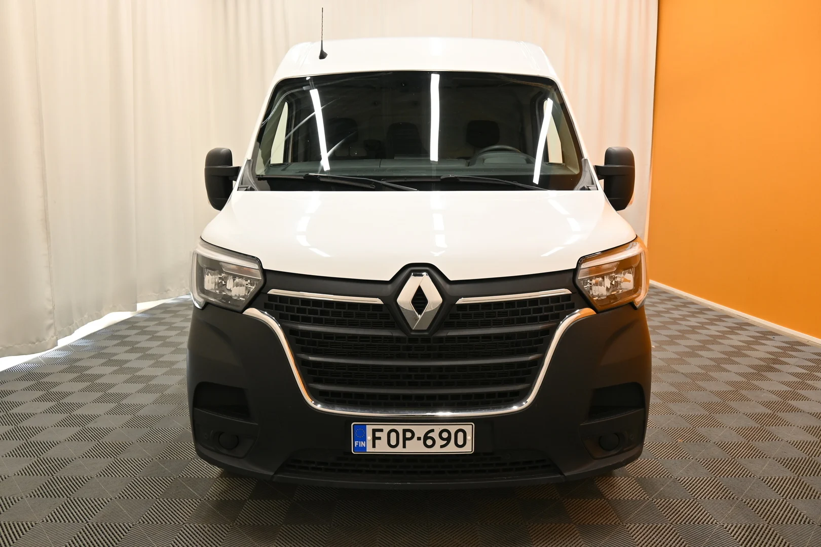 Car Image - 6tYtiLMKProEjgyMJtFGl6
