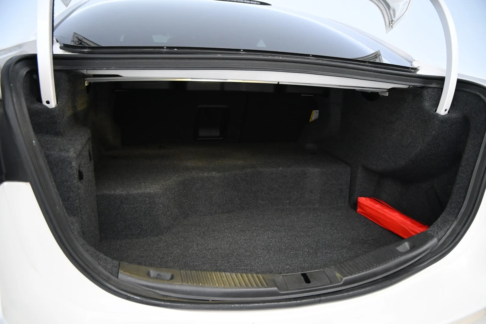 Car Image - 2alIRdt3M7TXHgfp0fVJek