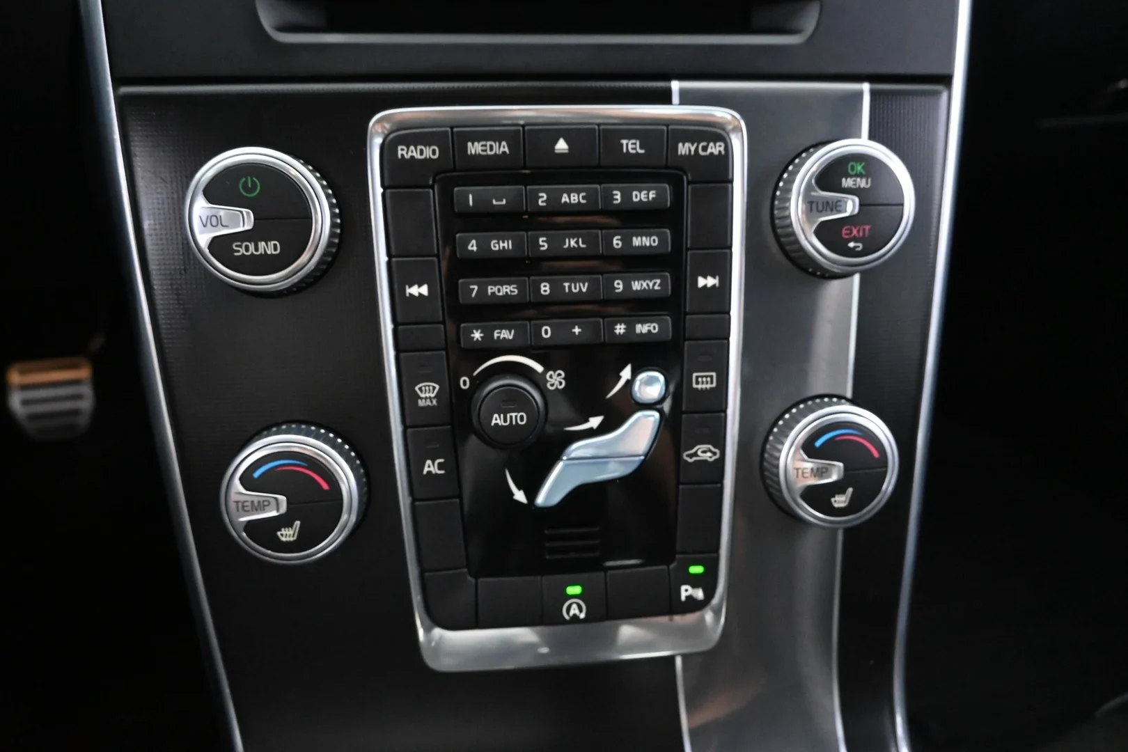 Car Image - jAqRoljUbXXecqh49DDPe