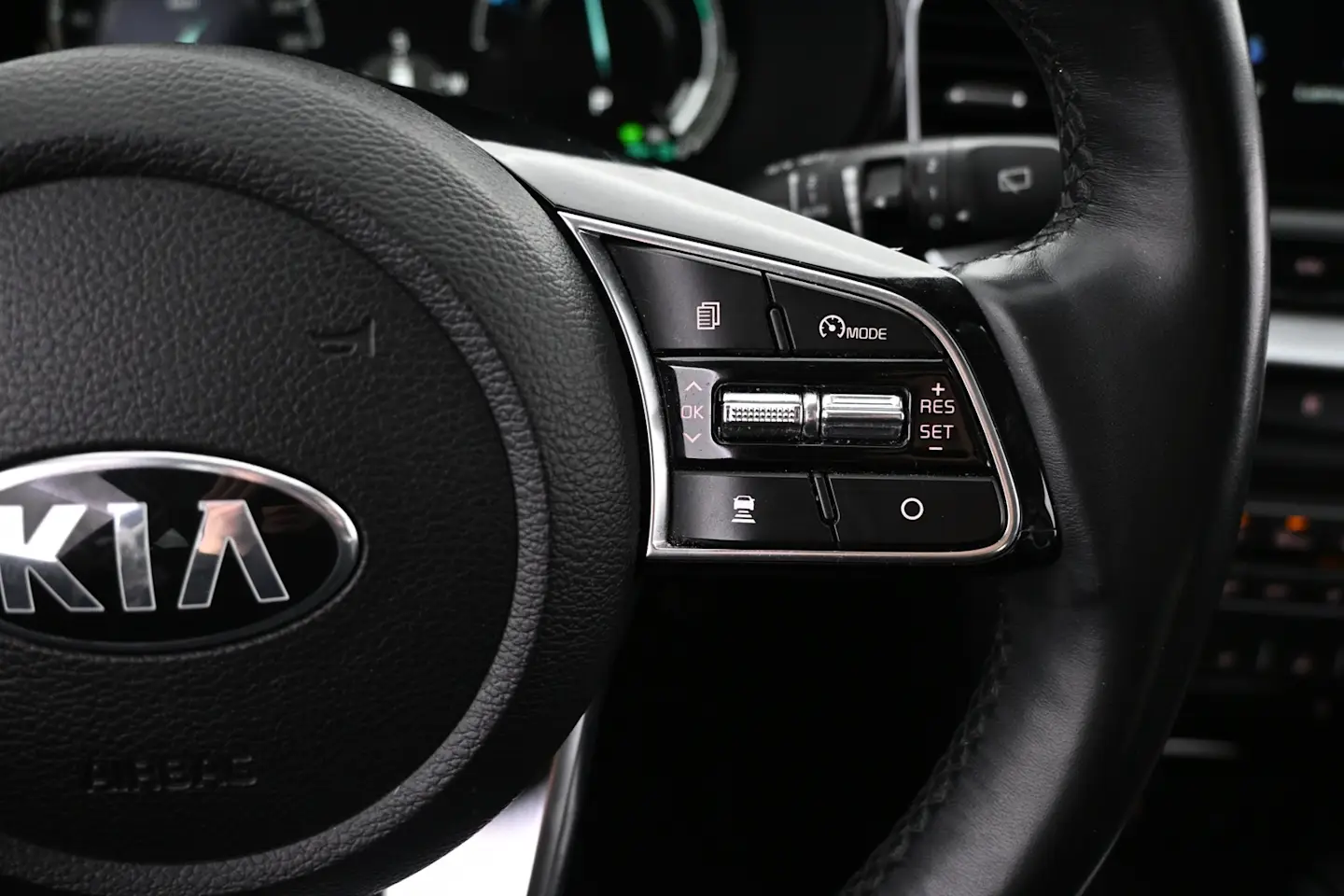 Car Image - 1Ip6NlMuVcgY8VkT6X66us