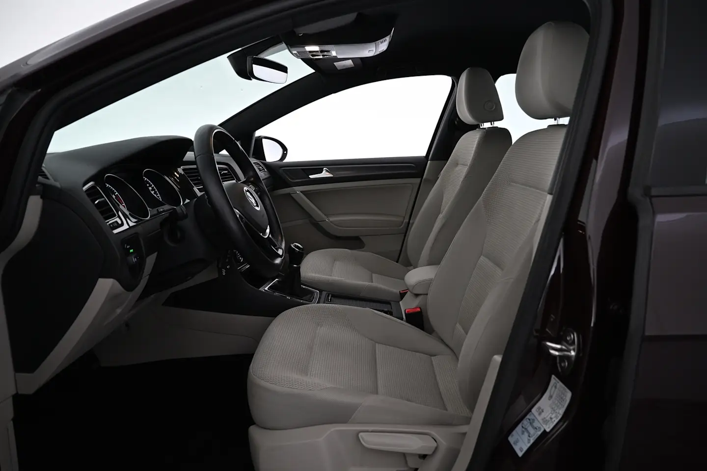 Car Image - n6hkuYqfejyLEpYxlwB68