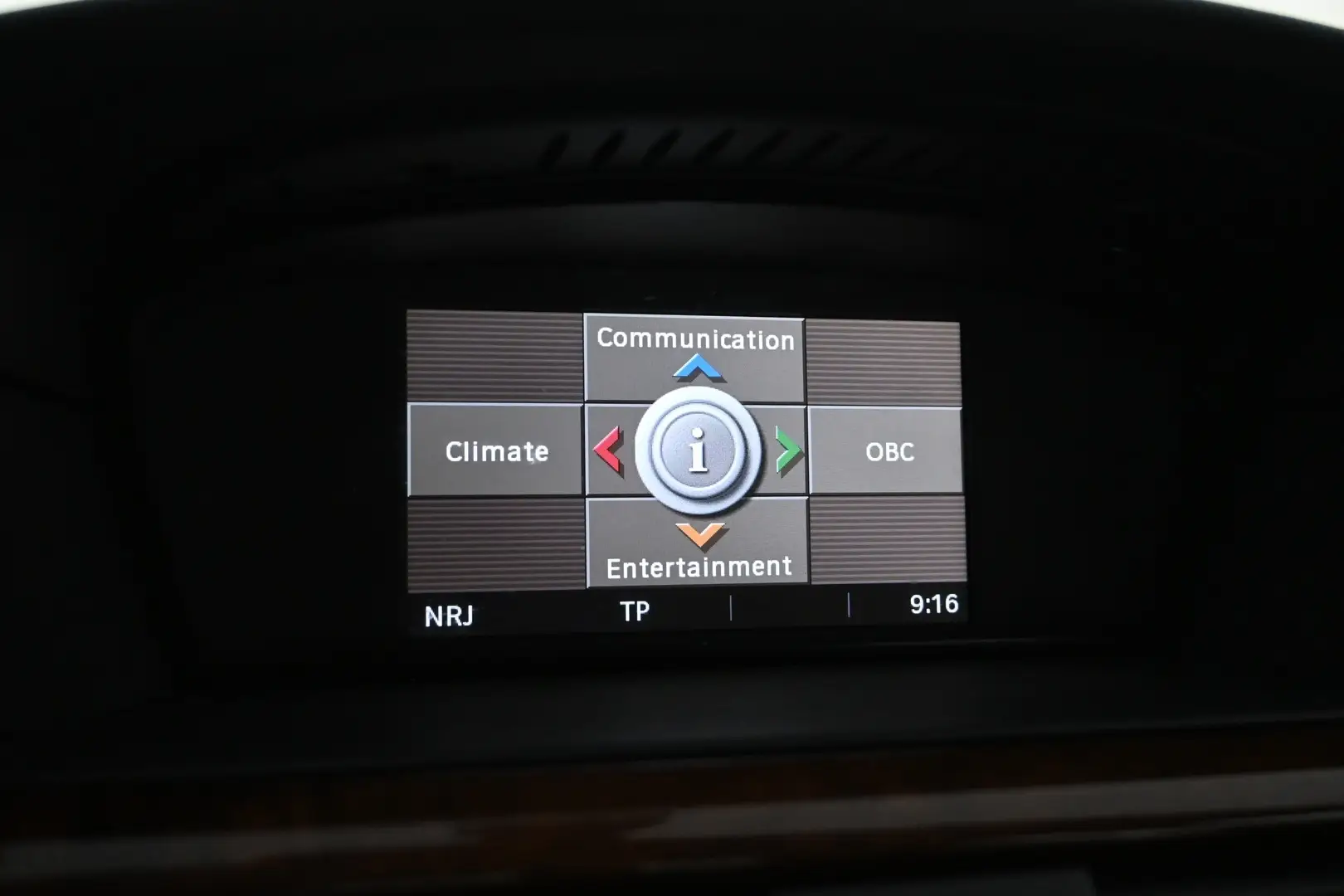 Car Image - 4Xm2TFTlKW9MHmhzknTp1O