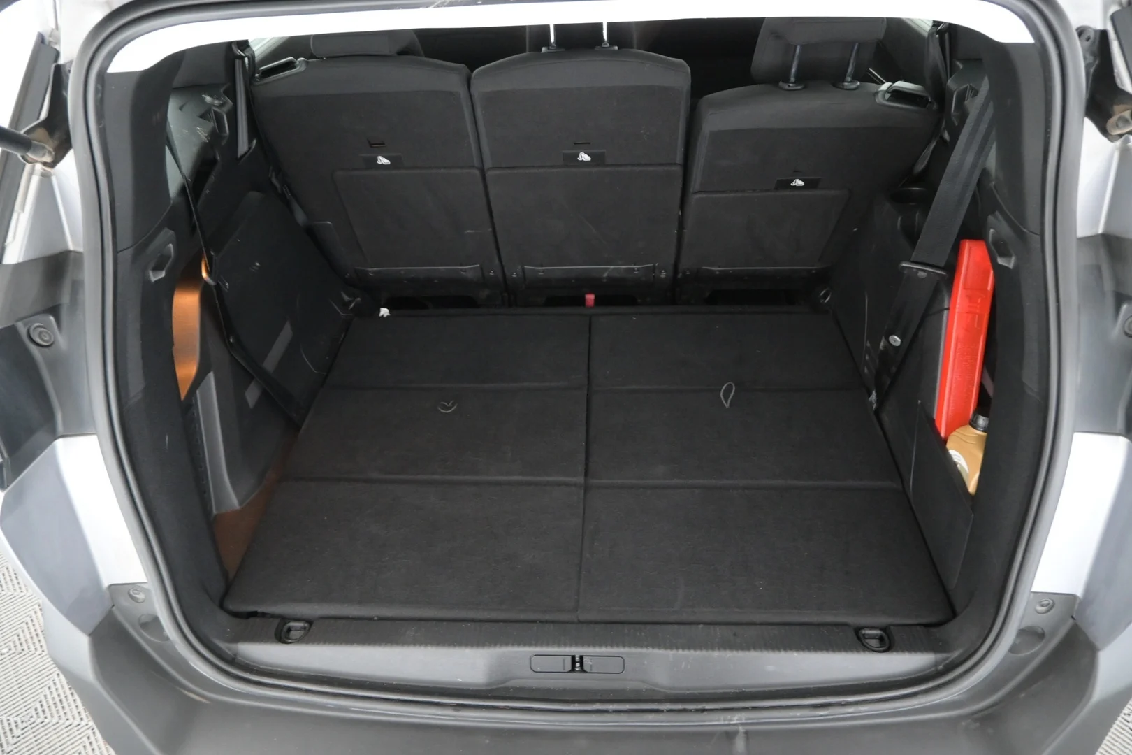 Car Image - 3AFxmMSgORtKZpVlhjvzaL