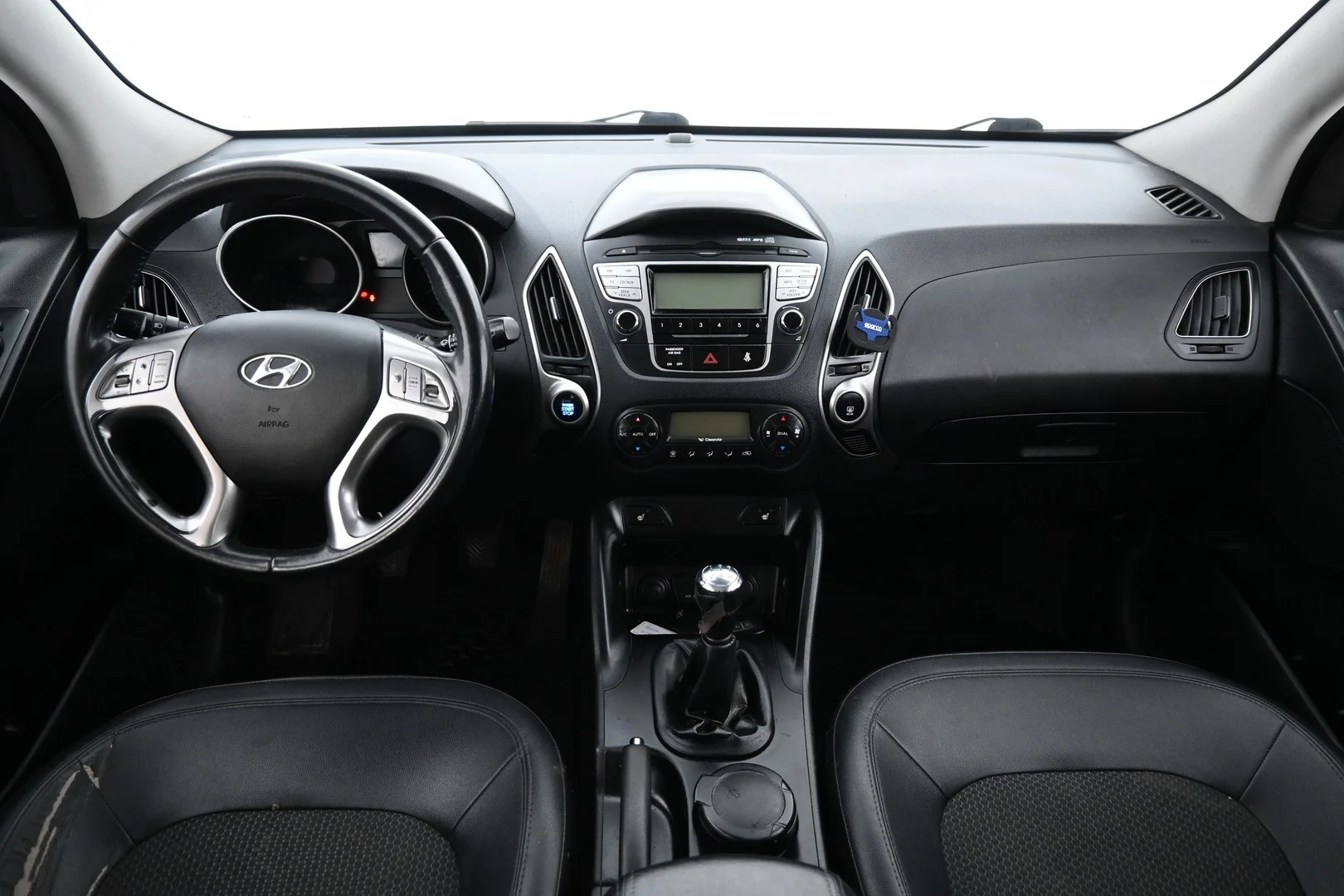 Car Image - wToPh2ycPSQcFAPzMUrog