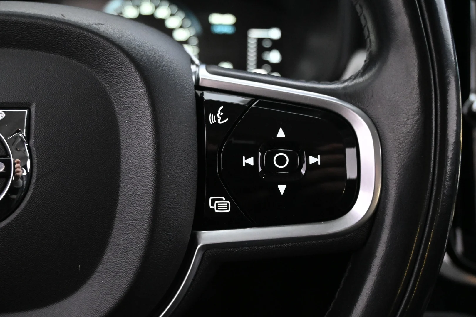 Car Image - 2h5C0H0yoW2ByiSO4k7Rfo