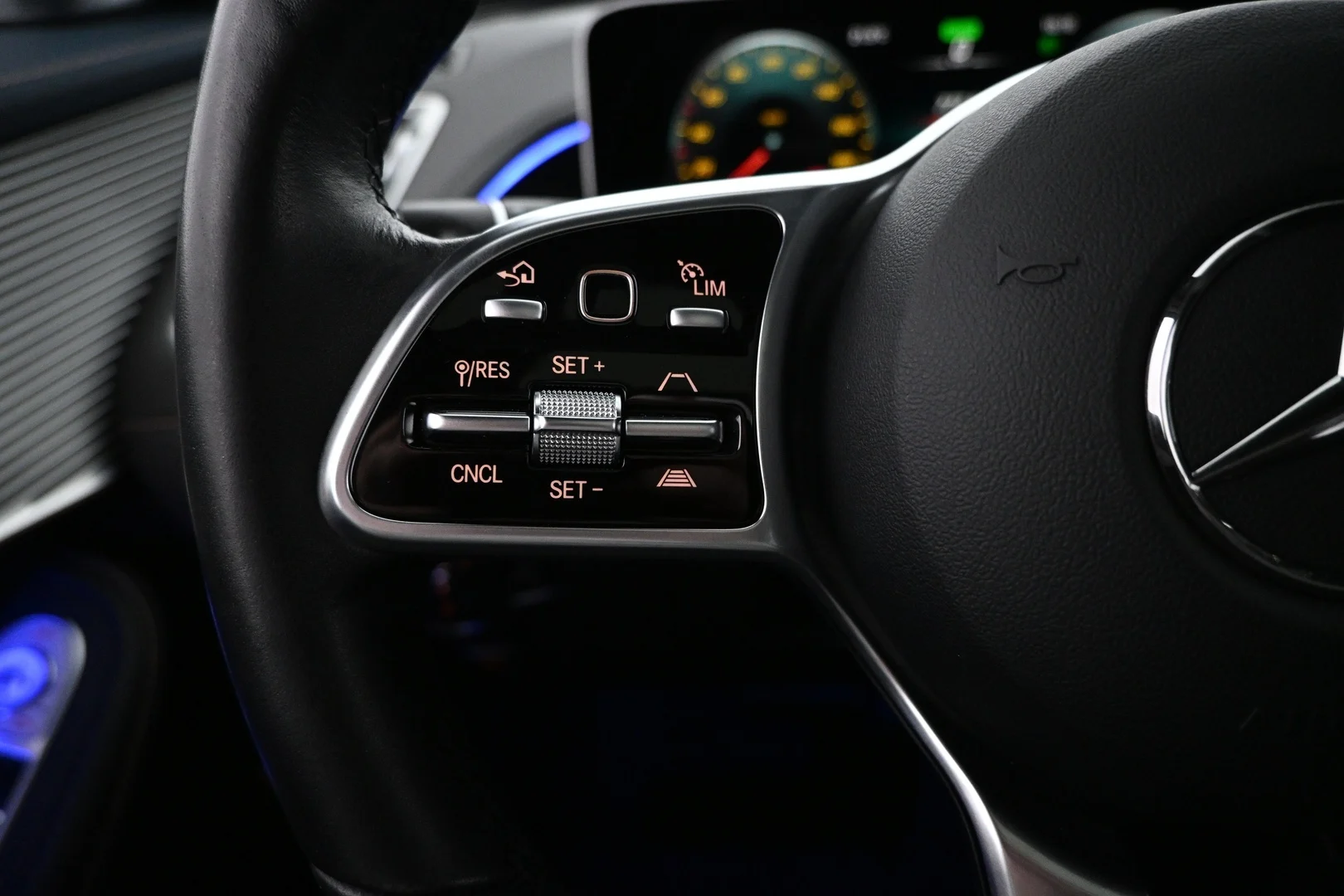 Car Image - 1iu1B3GMQVUiP9ZyvyNDZD