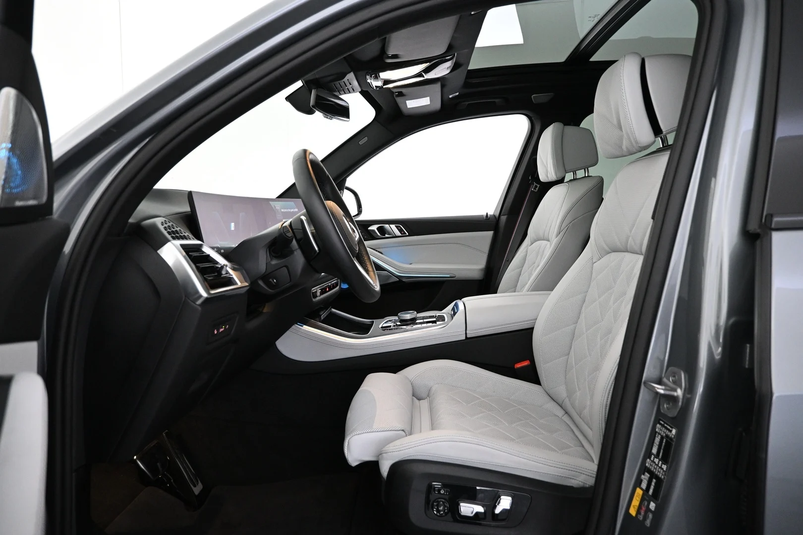 Car Image - 3Q3j5wEUcl6vJ9rBNymPUX