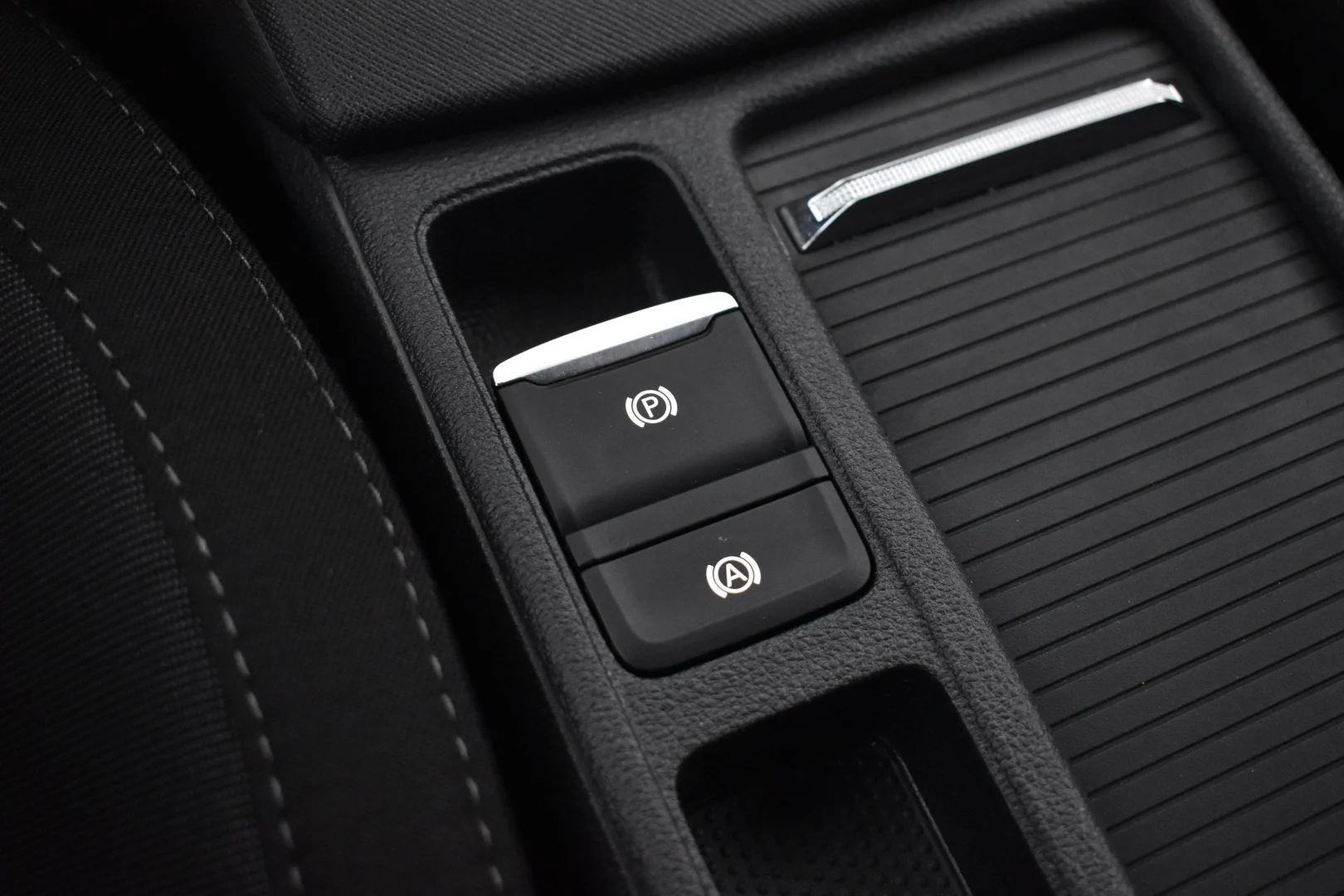 Car Image - 3r13dPwfsbMRi6Kjp9TTyD