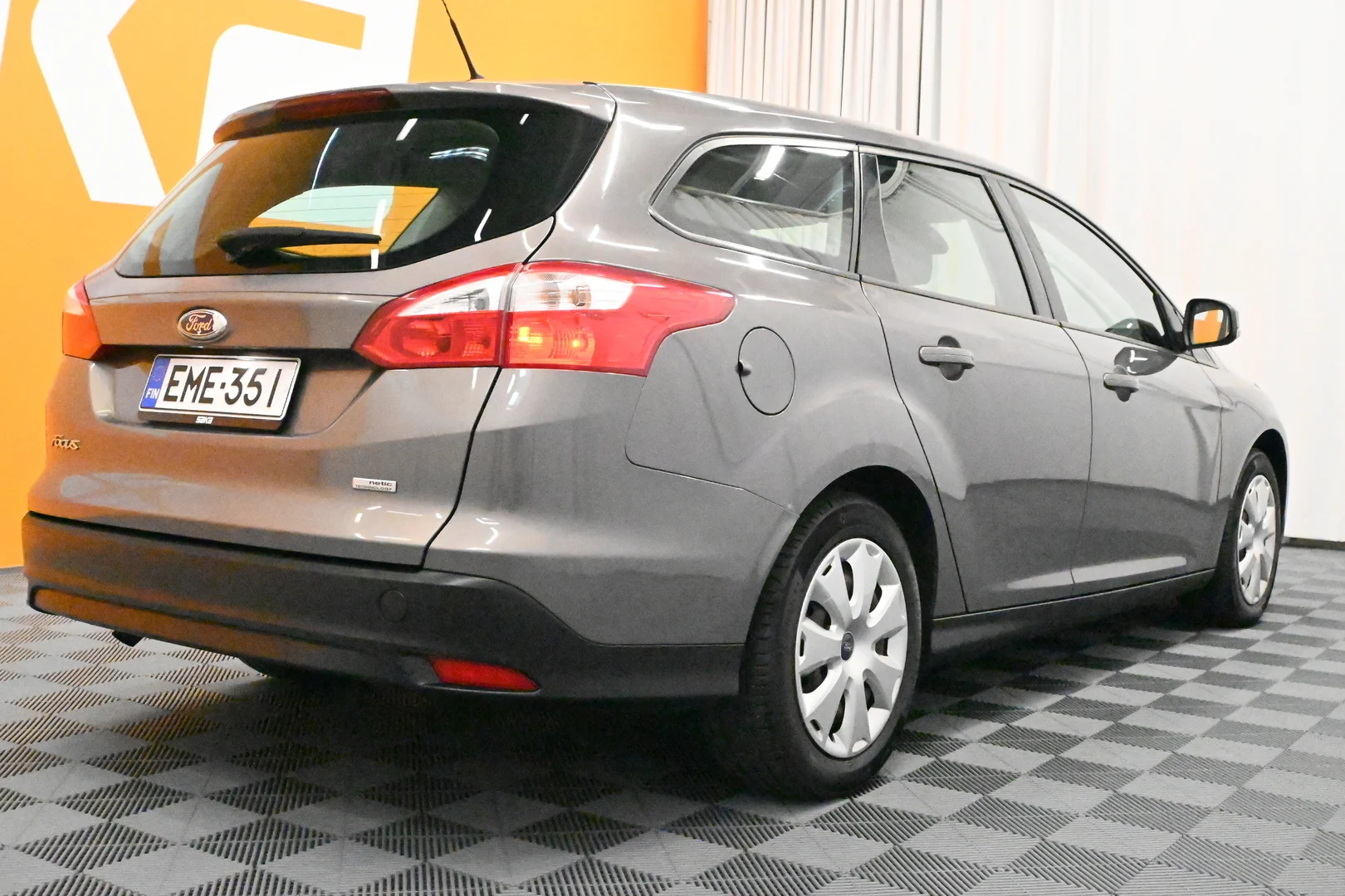 Car Image - 7smQ995Alw49OGR580qBP2