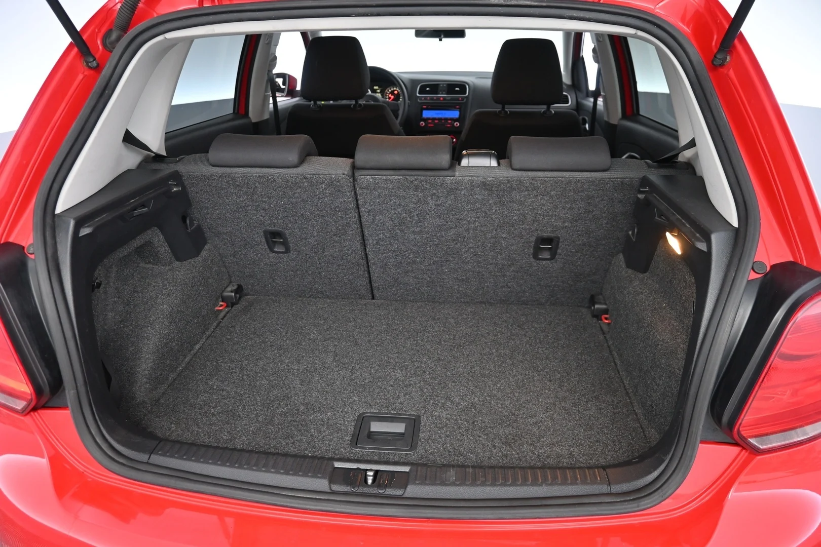 Car Image - 3KT0EO1L2zv3O4L0xestIf