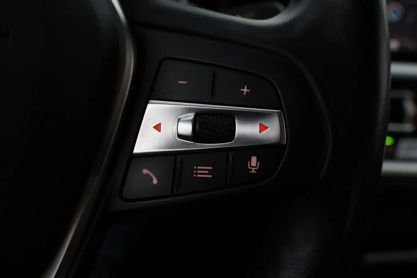 Car Image - 4TJWIZKplAoY1ov1IbxHOj