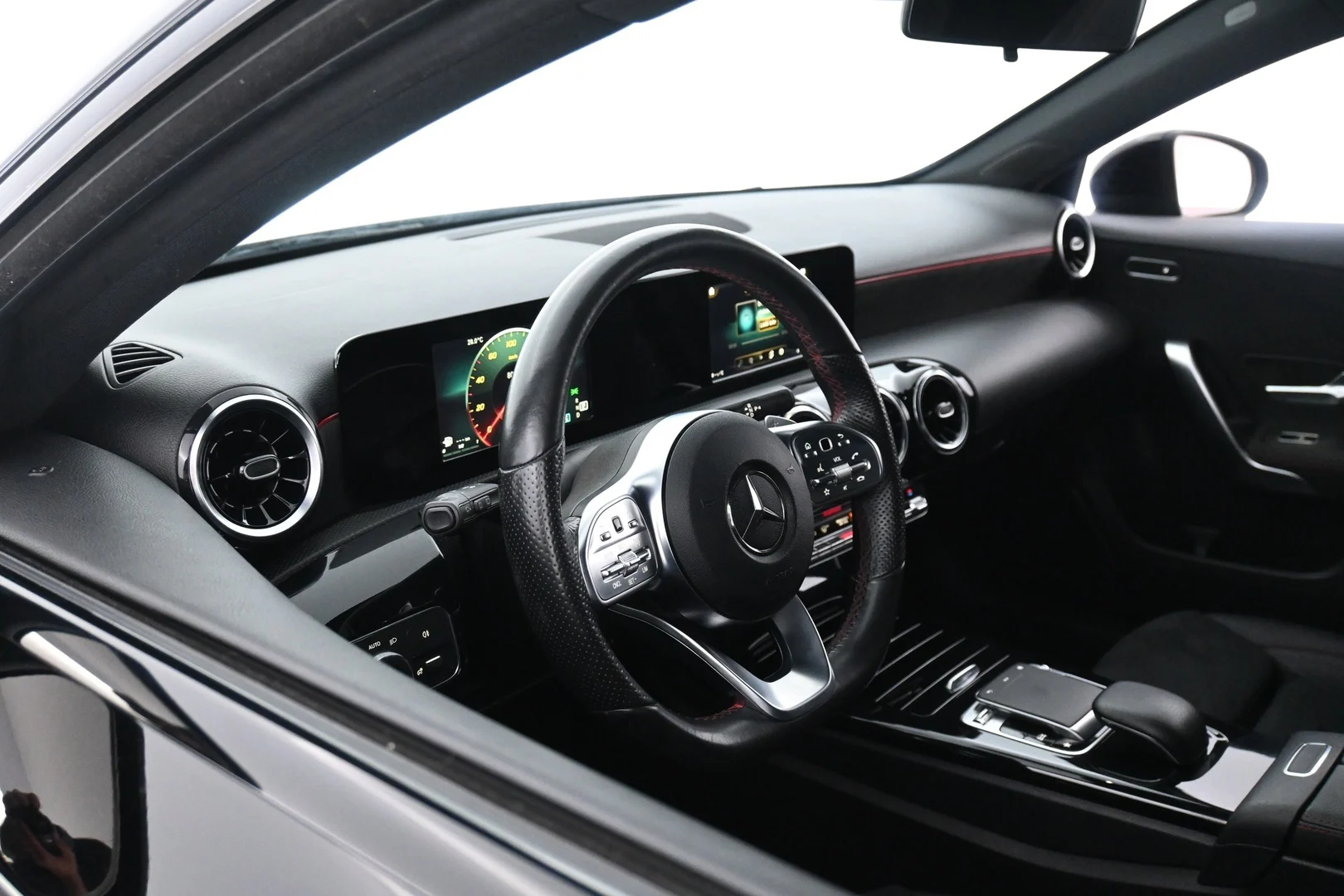 Car Image - 7dwYoAlINHgoCMY7YpTJlS