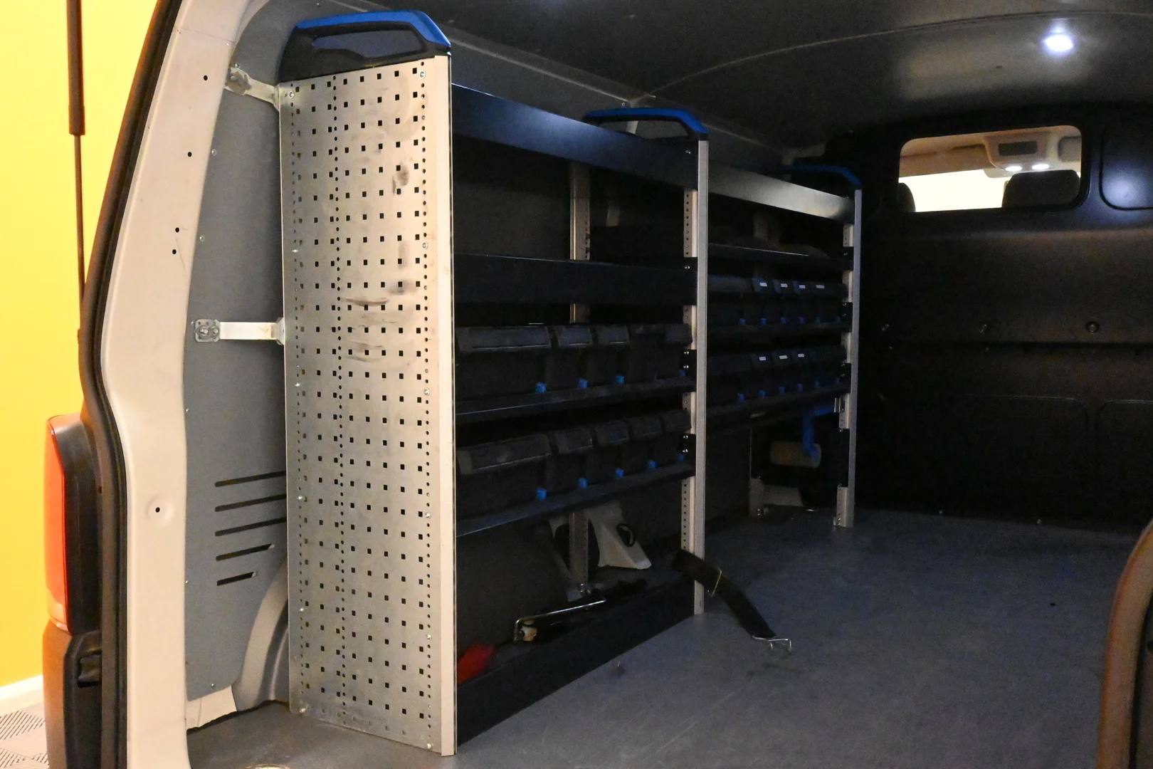 Car Image - 4gckkPhKW50GxxSqEfb9iY