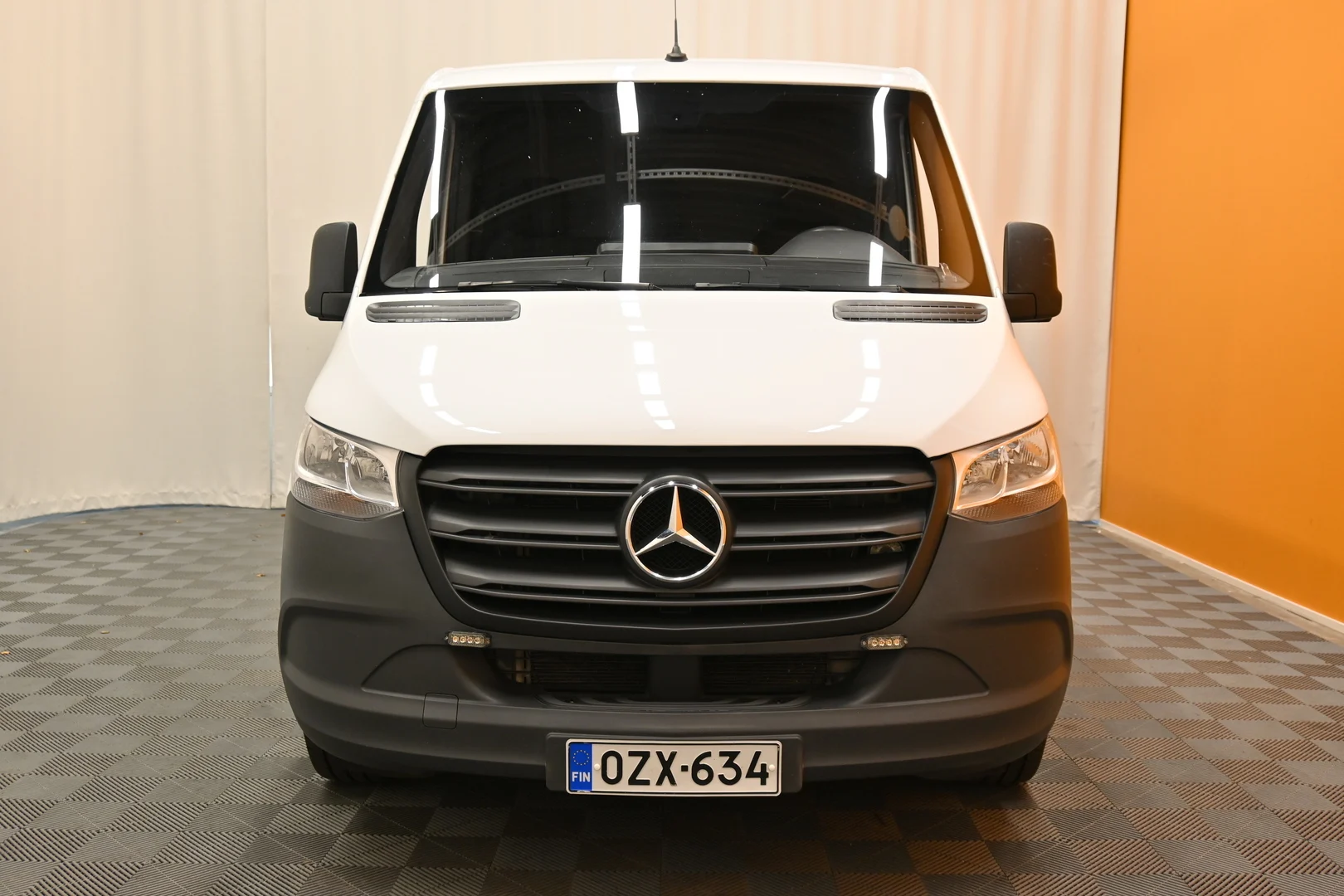Car Image - 6VcECN1ZdWg6bcgqTQwB5p