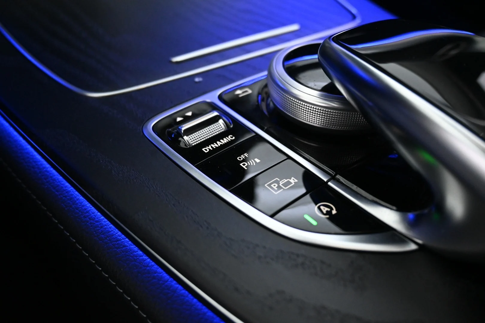 Car Image - 5afNMSnSq02KONYPgTqMM6