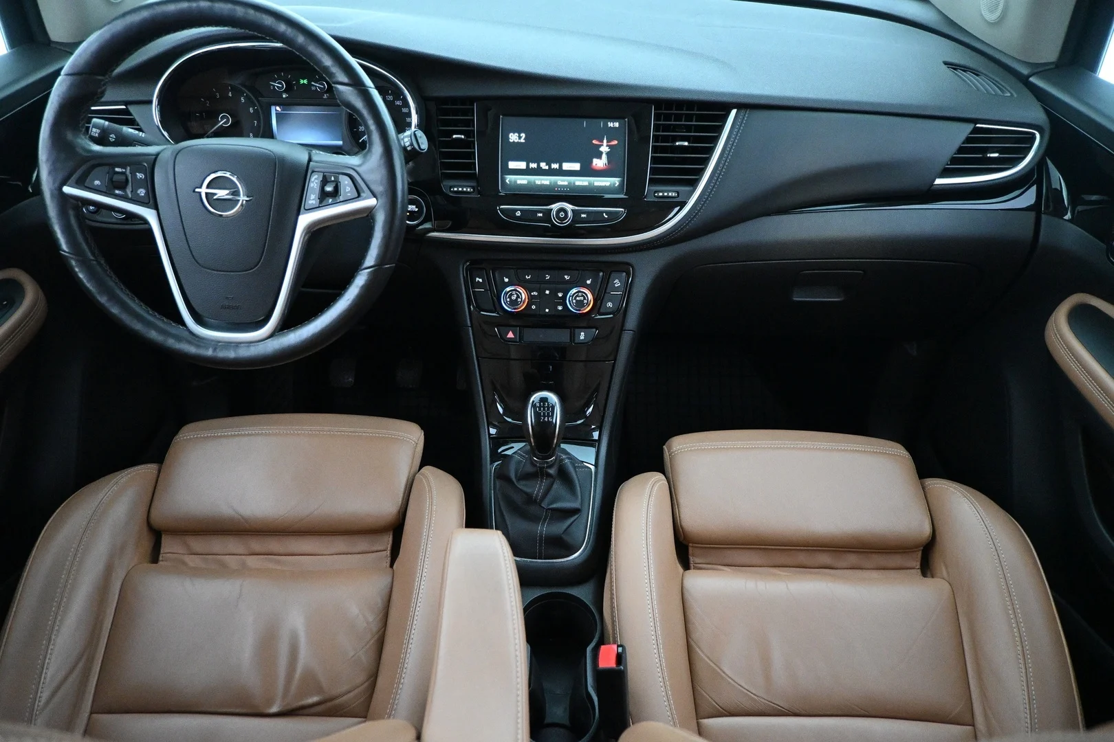 Car Image - 3AYLctfjcNFymsUSw7eM11