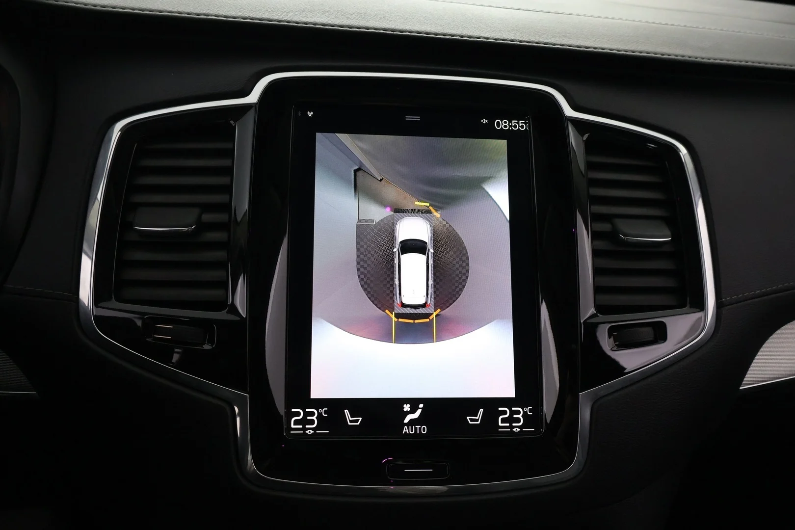 Car Image - 17F104c5OW4TVgTWJv2GGp