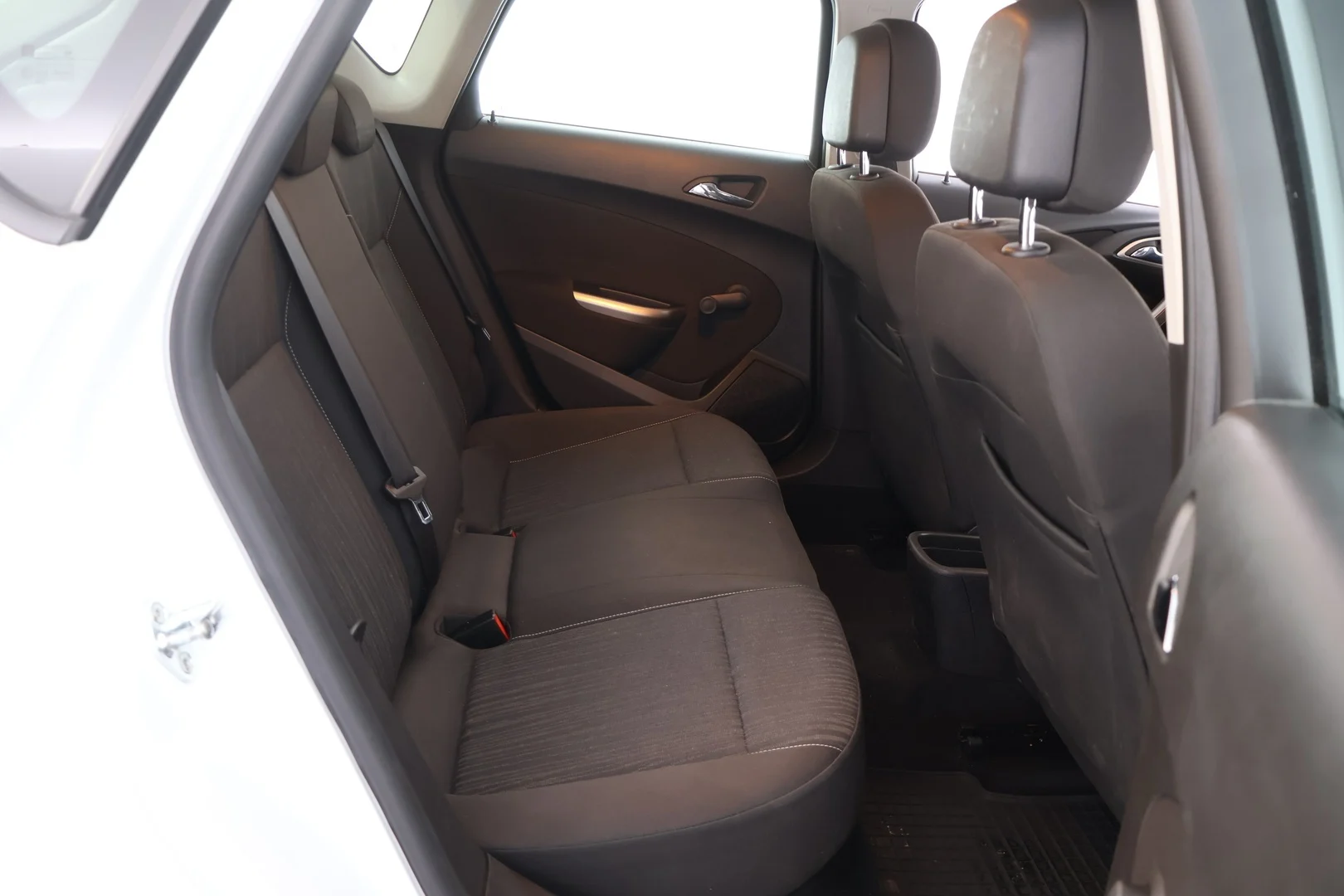 Car Image - 7r6XjIkL1APsgIrugzbguu