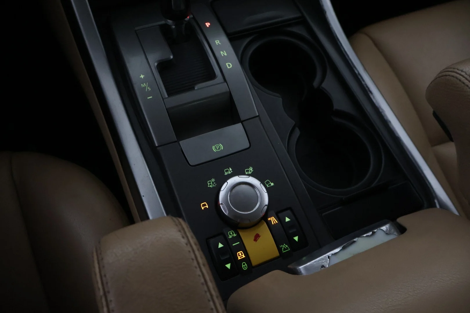 Car Image - 3hCf2dVL95pA97ZAht5sRL