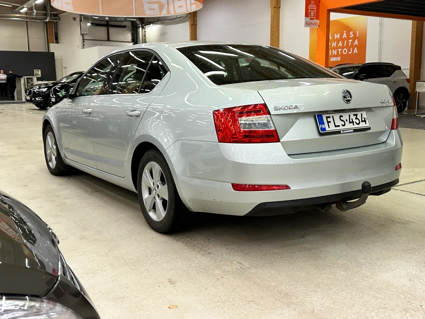 Car Image - 18dkpwRshtf0a2wsLGlvWp