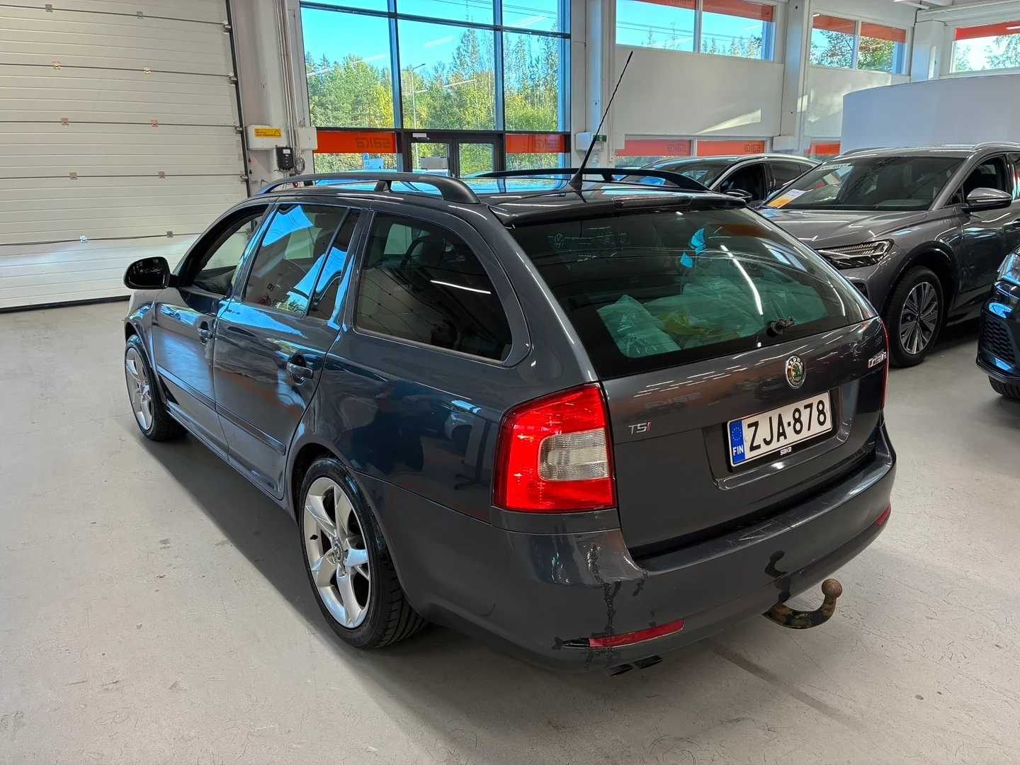 Car Image - 3VjYv7xQd9TqL2BMk6Mnge