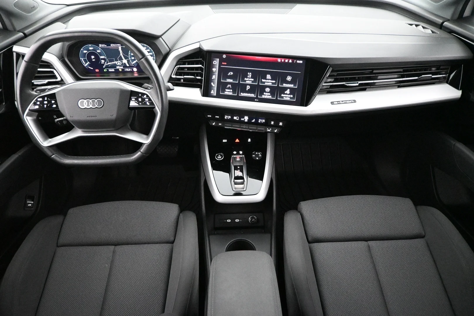 Car Image - DvZBINyq8JNIeirTfnZka