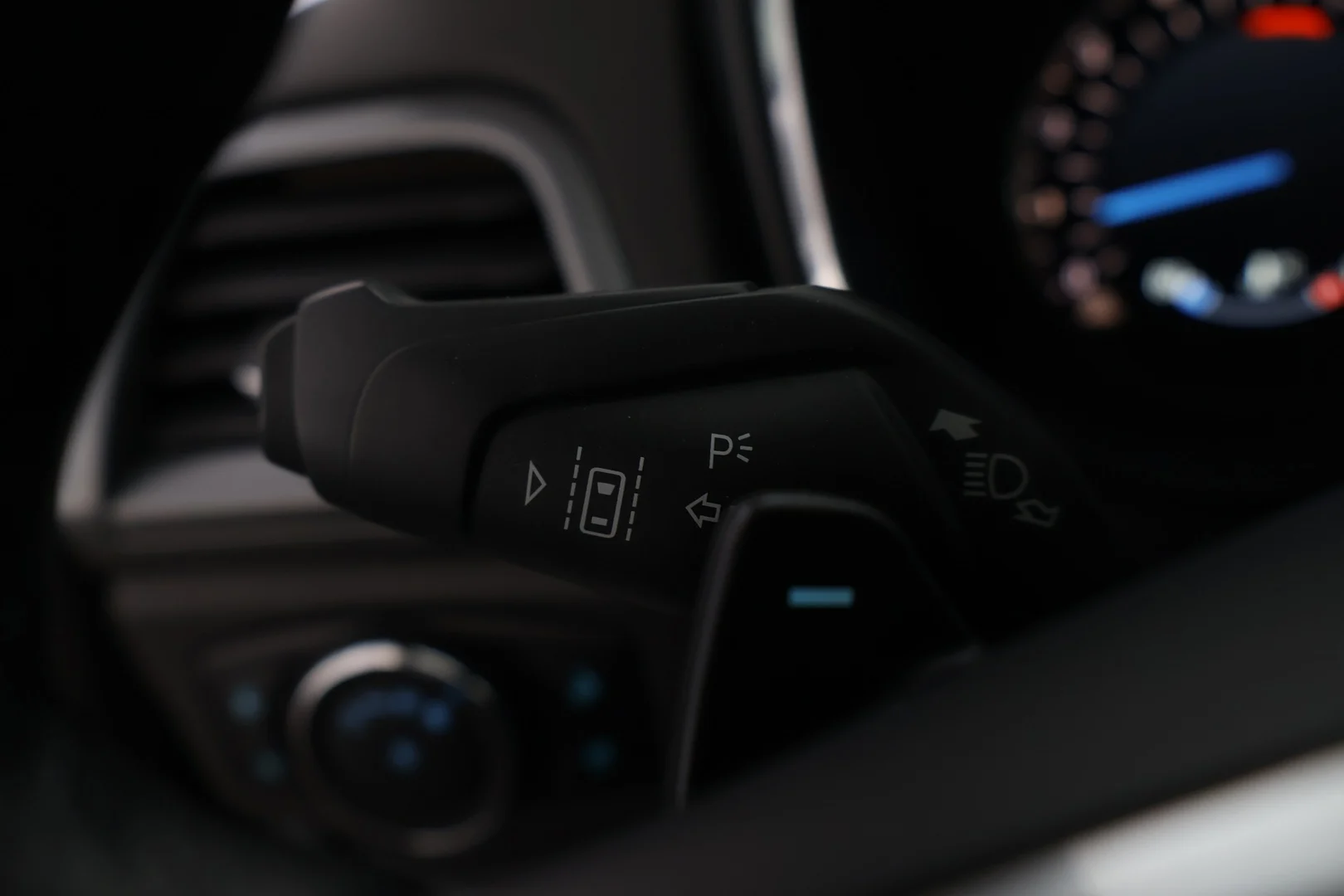 Car Image - 5G723KLFhYW5ch2g9BLFhE