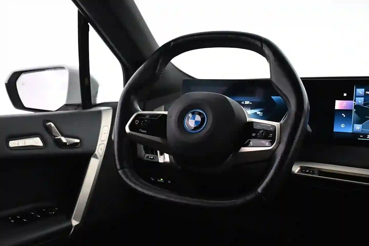 Car Image - 4MZTgLdLMP5NDEuhtI9ymm