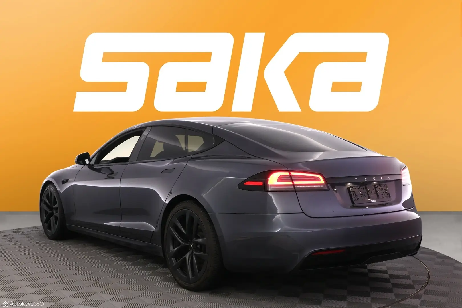 Car Image - 7kbRt0kGRE7isqF990QnTN