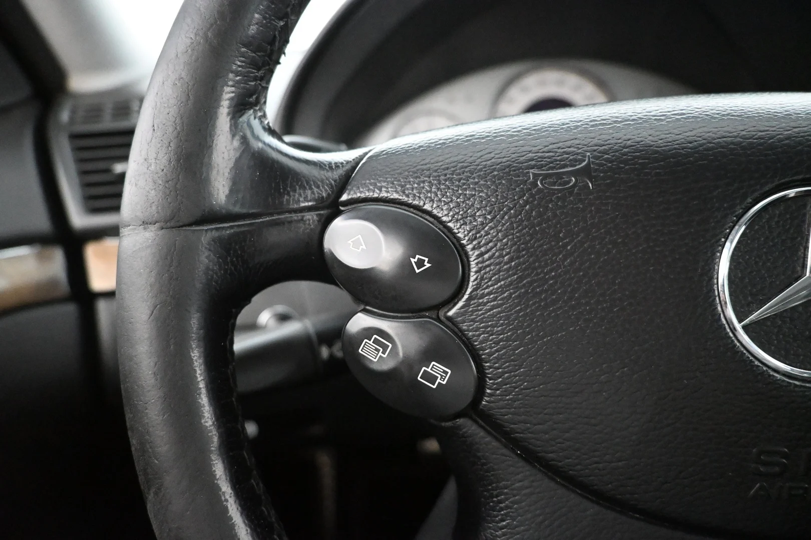 Car Image - RPkaorDMdKLXvdlAifTeB