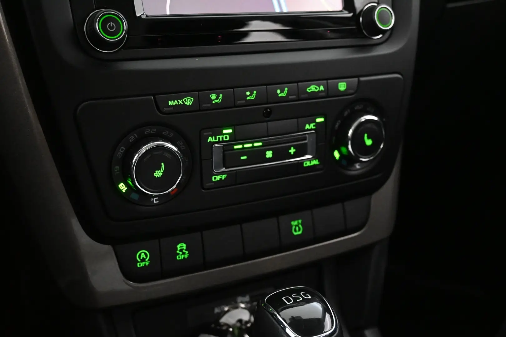 Car Image - 7orpfEMdGpuRieWXSZ9plI