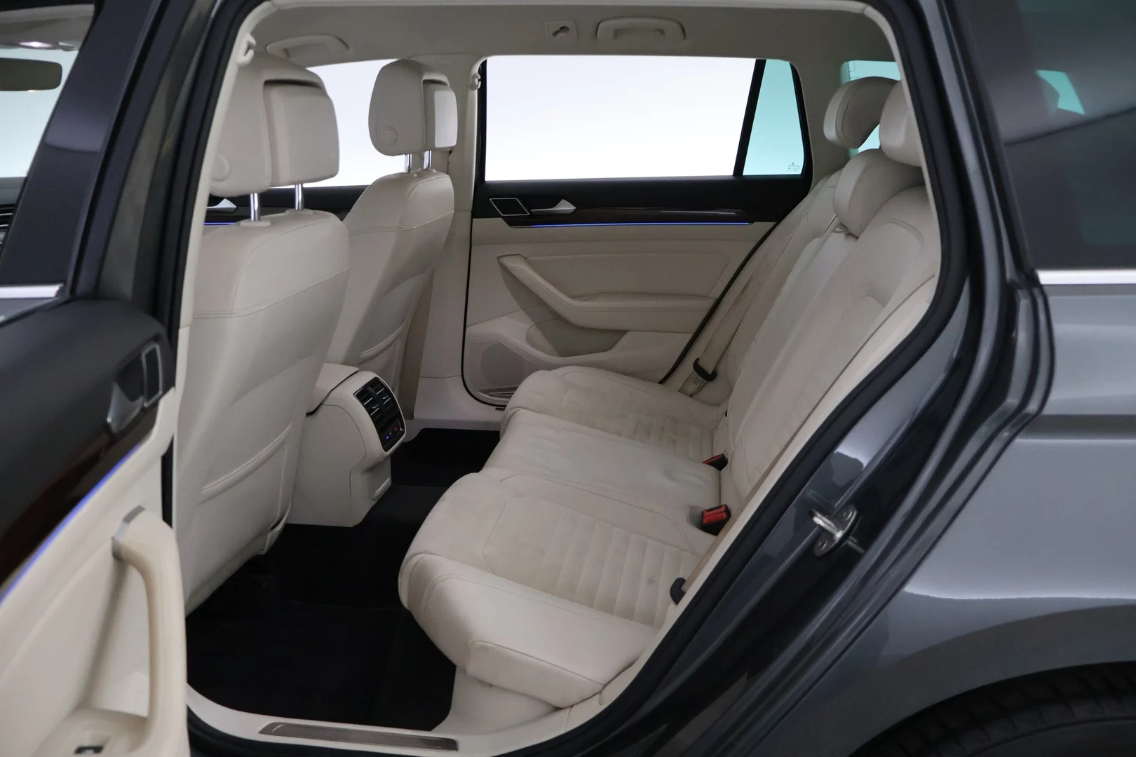Car Image - 4In1WEAXFYpkenNGA7GCL5
