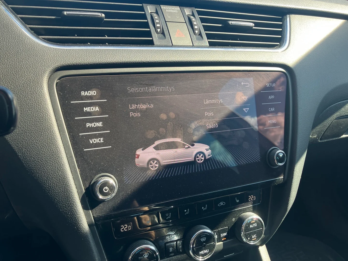 Car Image - 6Wi0IzmUYYn4NZwi6ZUrgv