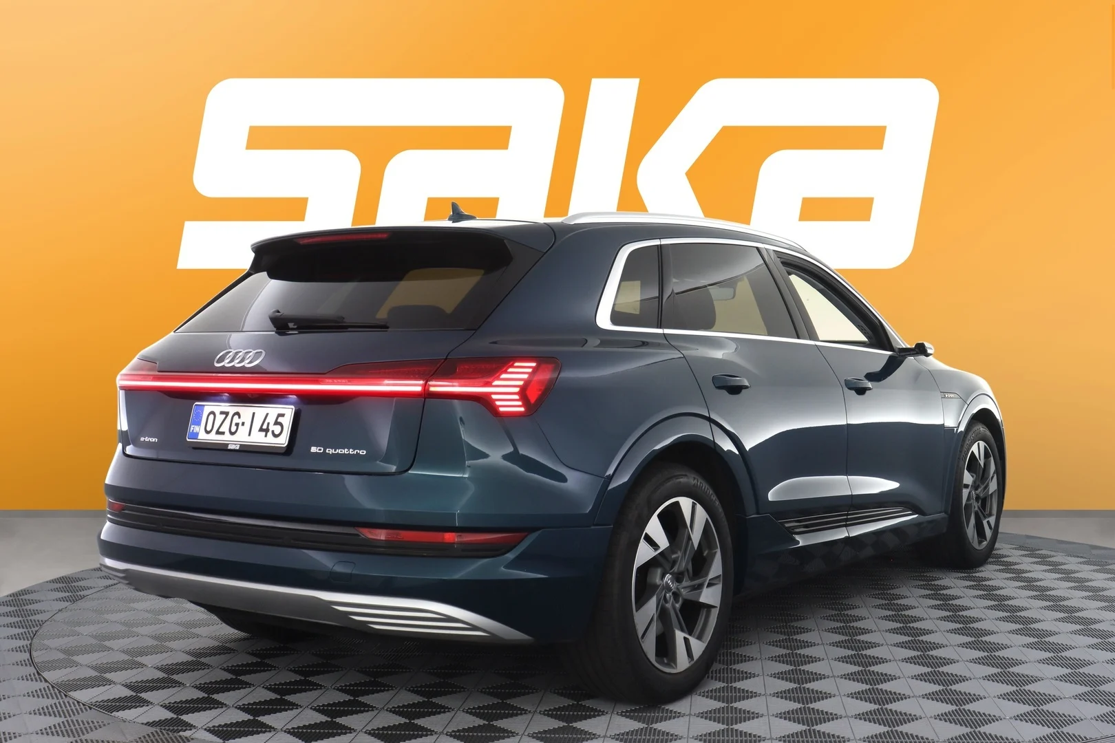 Car Image - 3e1CtiM7pKkAdicfGCBMI3