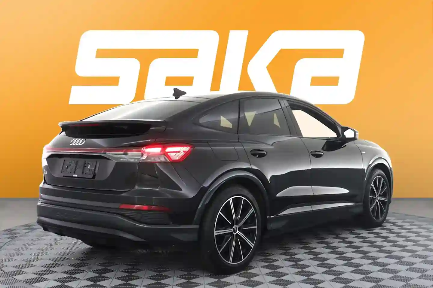 Car Image - PSUqrtPOkip80hH2xefmo