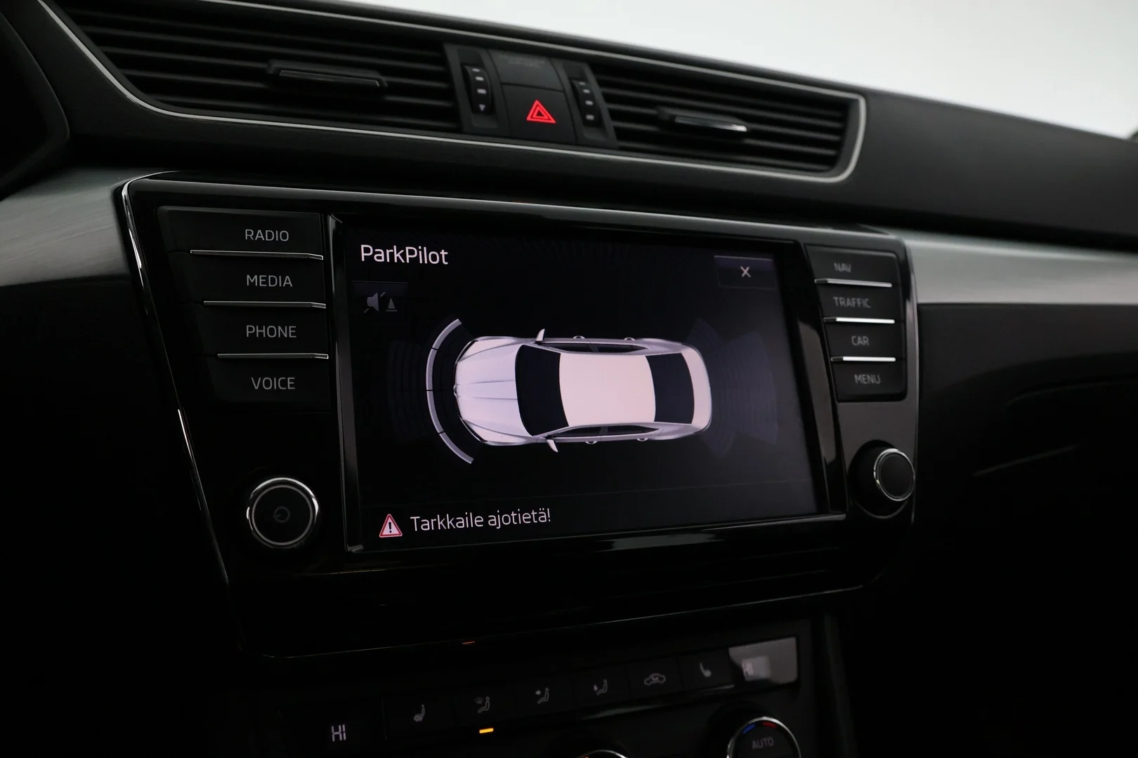 Car Image - 1wYzyh2oM6oE0YbfUatUSy