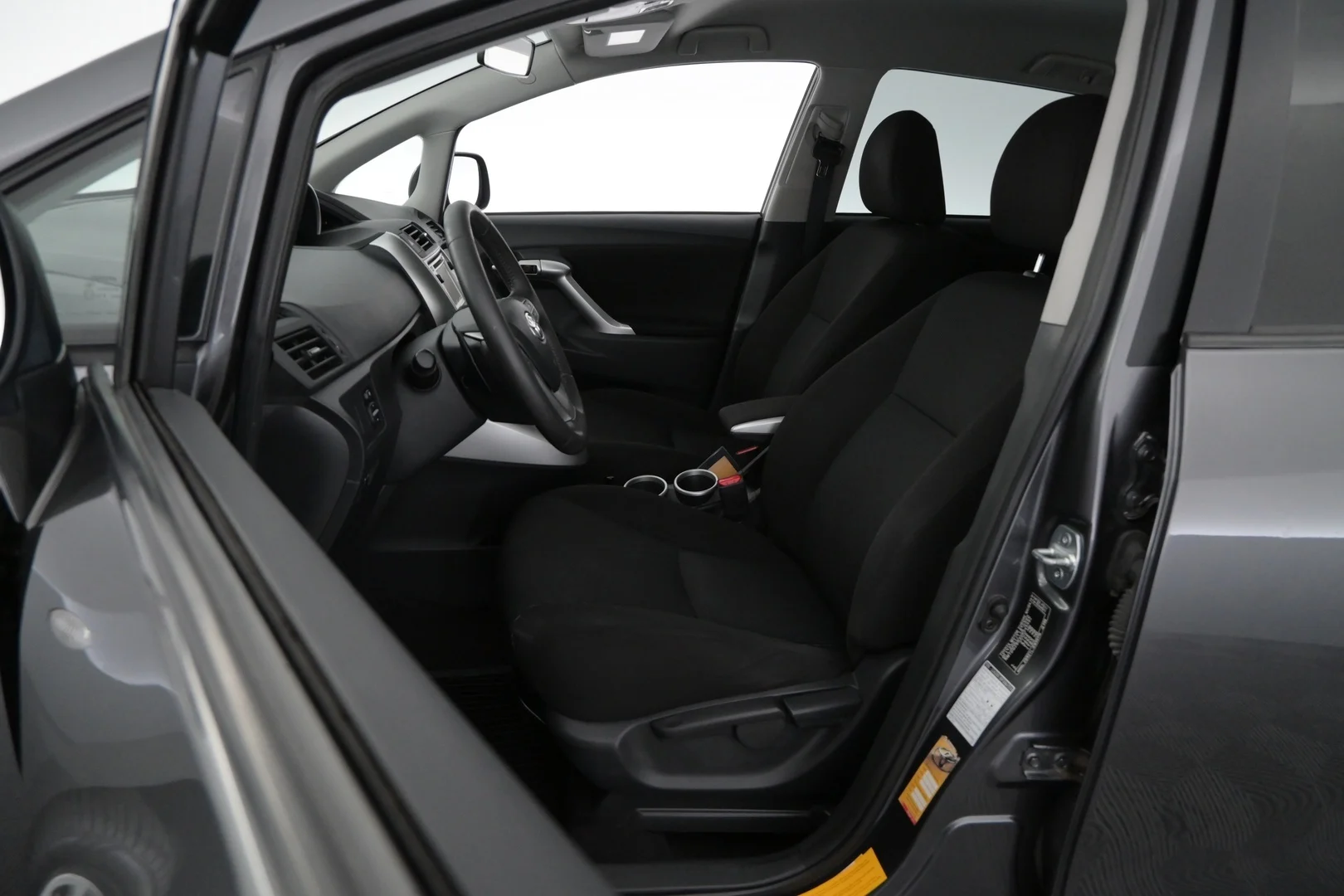 Car Image - 5H48ULj0ni4zwlrObdXPBU