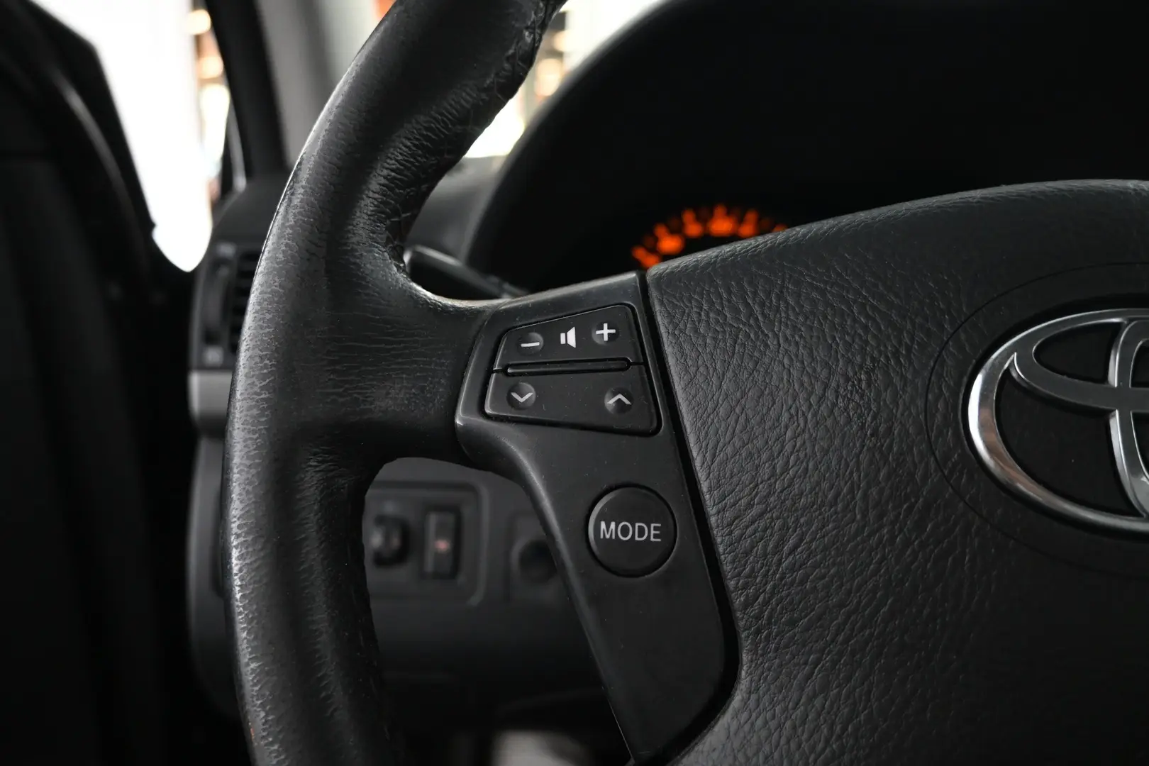 Car Image - 7GxoNuUNDPteTo8v9NU3df