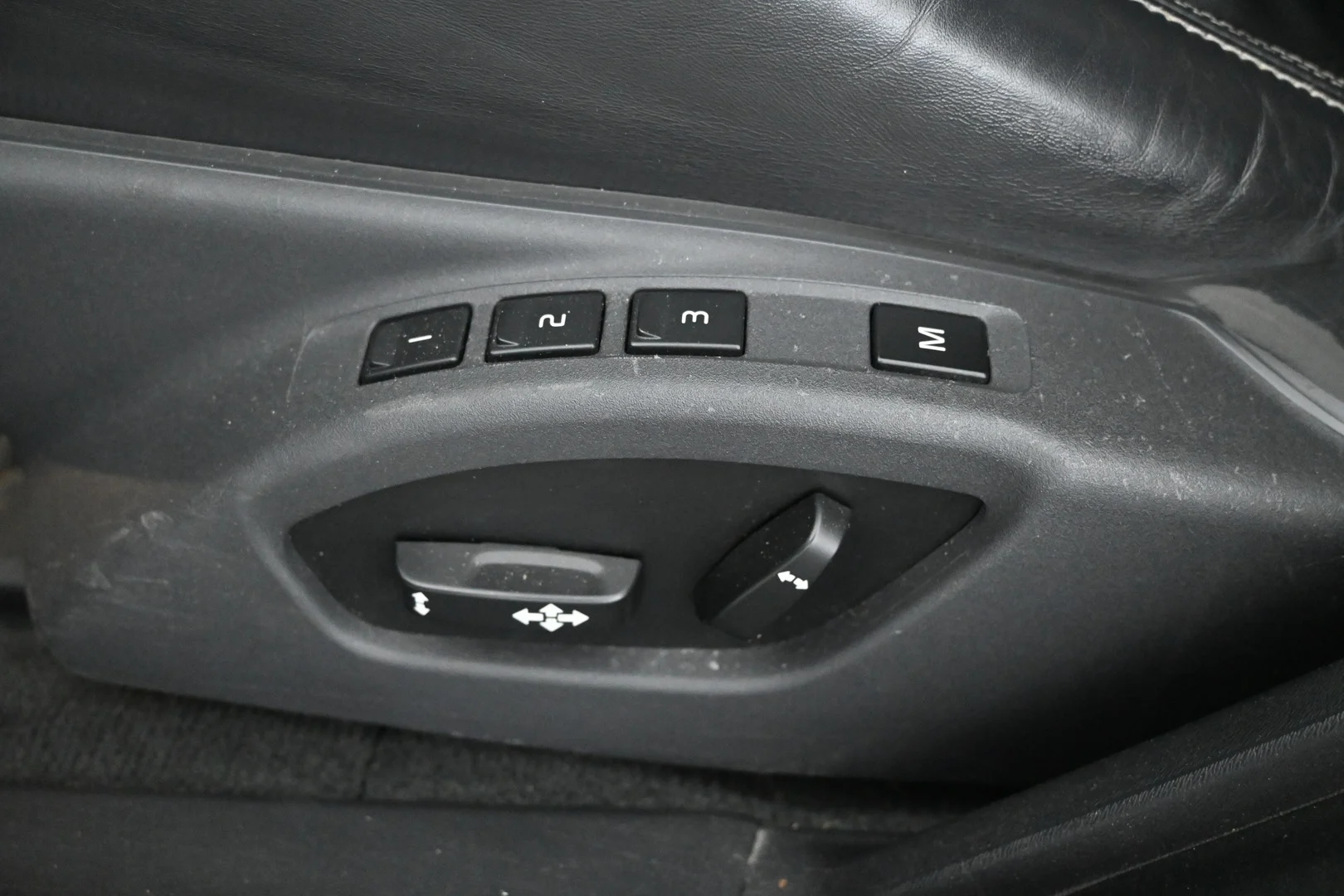 Car Image - 19cXhSw1vjCHAAUw4OKyES