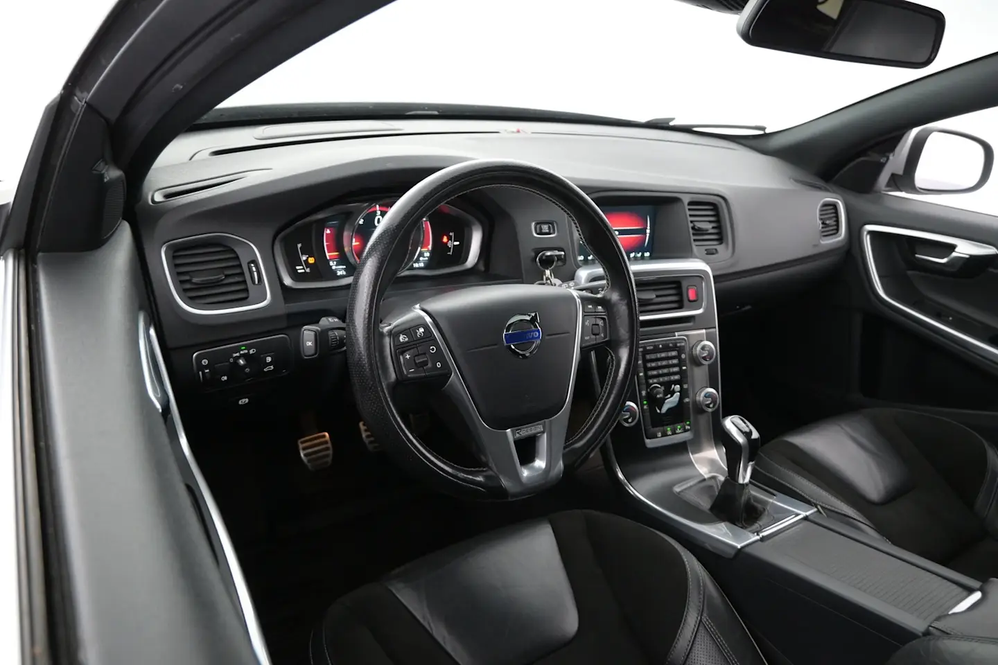 Car Image - 3n5K5kkTp9uM9Tl0EfrkWE