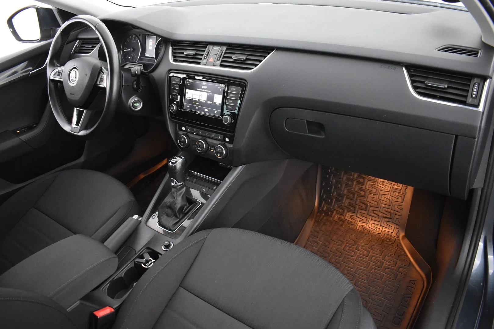 Car Image - 4oWb9oRAY5osejVxI5SCGV