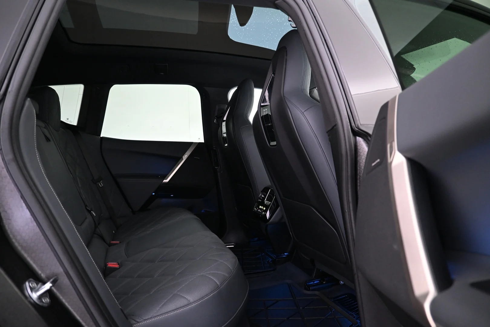 Car Image - 53Qrs6mmobI5i3ajoAOTWN