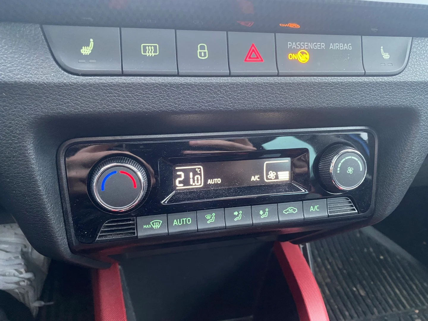 Car Image - 5NeGPImZyXb1aLtgAMwvGT