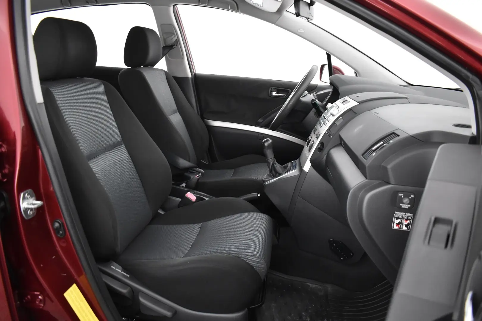 Car Image - 6NNY2N0V1bQ5Jy9XKRCxg8