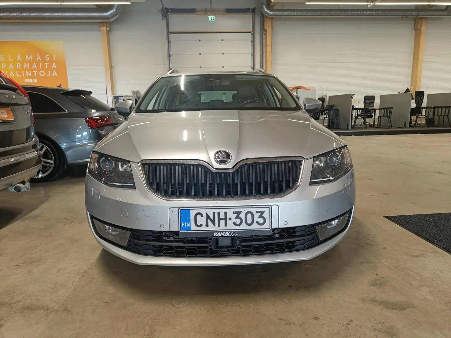 Car Image - 7KCN2I52fpSKSVwbCwnQ7E