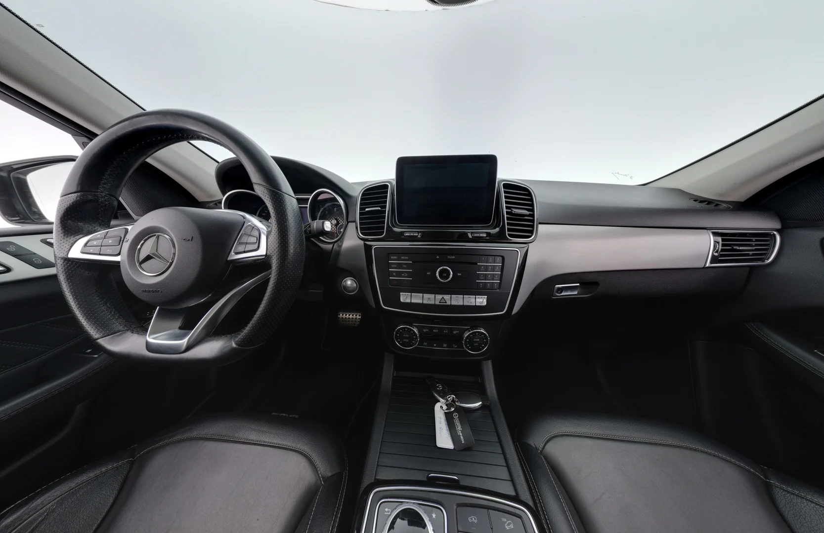 Car Image - 6cDYxjOgWIkX3tE65IFYjb