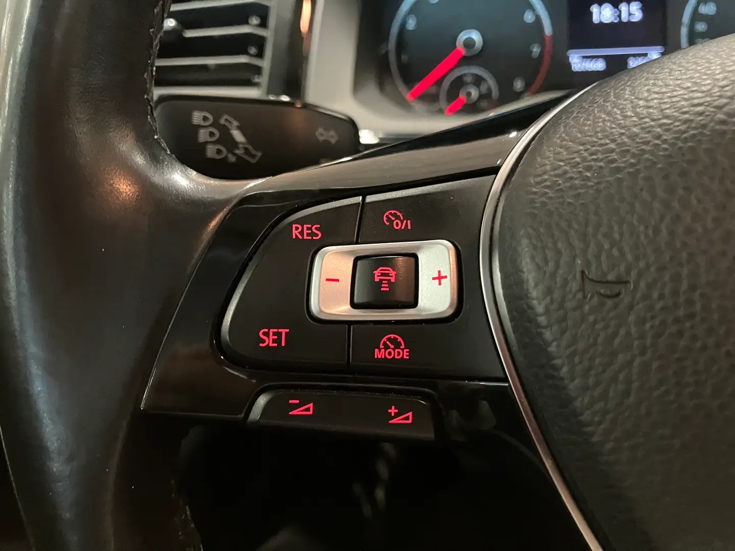 Car Image - 1EUiS1oSLci3zm5mCuSetX