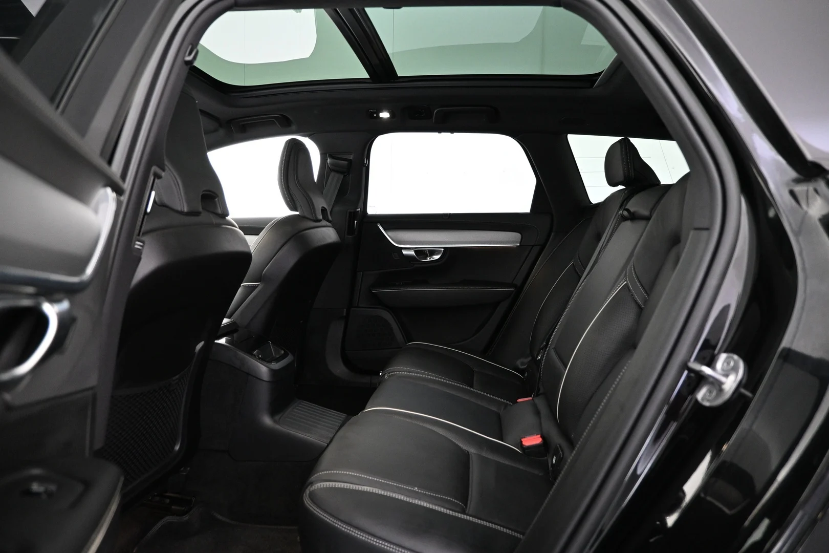 Car Image - 1KIEIAP31XAyyvyYxbInXv