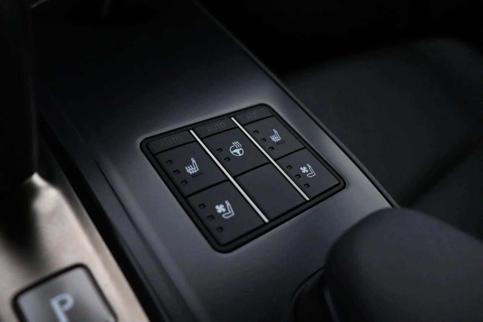 Car Image - jPOMap9bLWqIvMifdS2YI