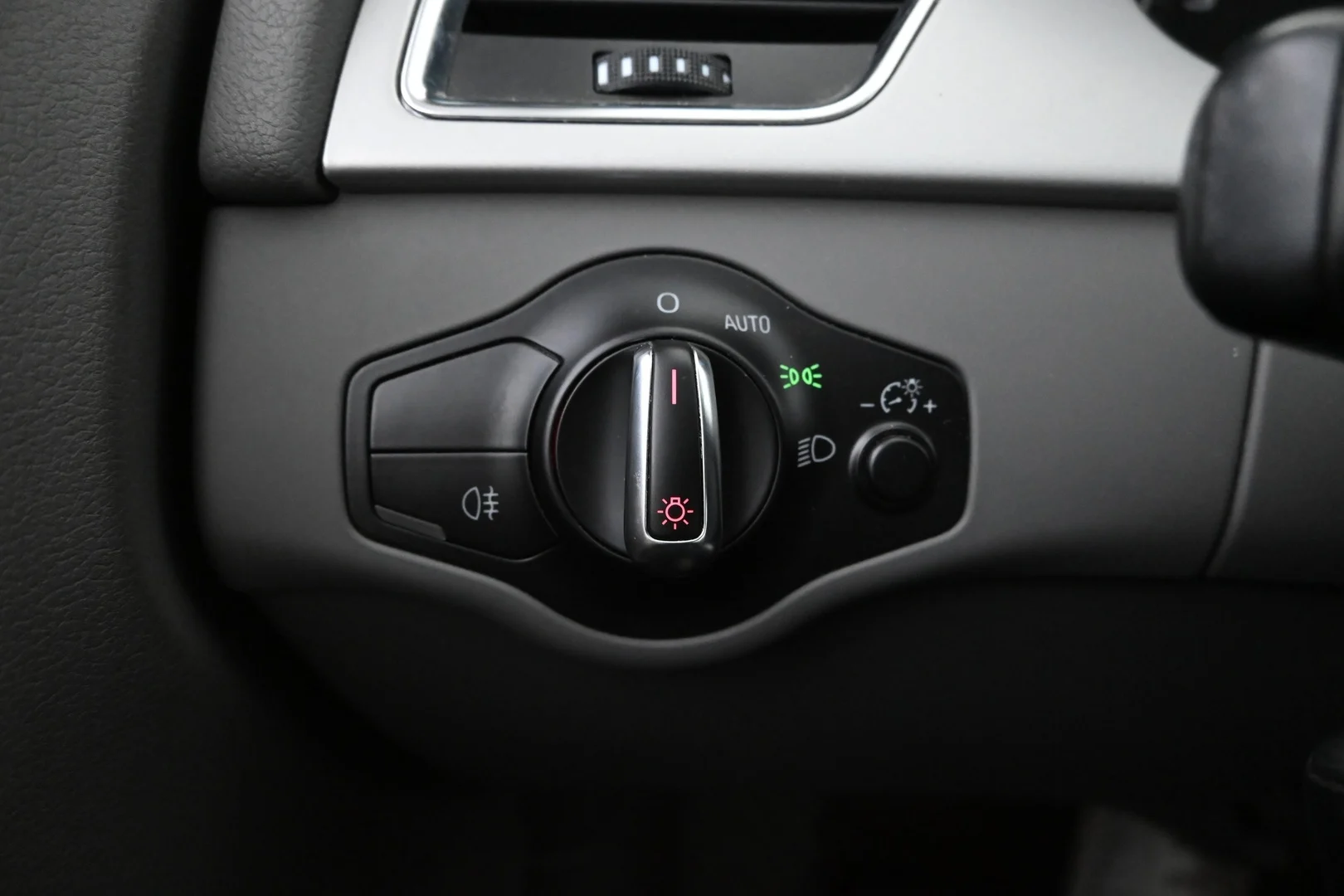 Car Image - MpyoIa7FE55dxDDD5rwOv